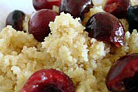 Couscous déjeuner au lait de soya et cerises